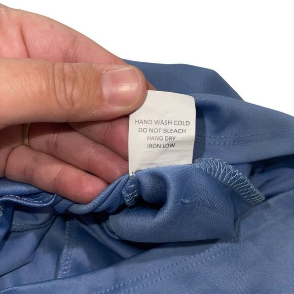 Sienna Sky Floral Lightweight Pull On Shorts - Size Small - Picture 6 of 9